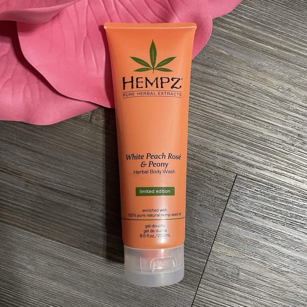 LIMITED EDITION Hempz White Peach Rose & Peony Herbal Body Wash 8.5 fl. oz.